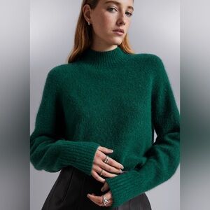 & Other Stories Green Mock-Neck Sweater Size Large